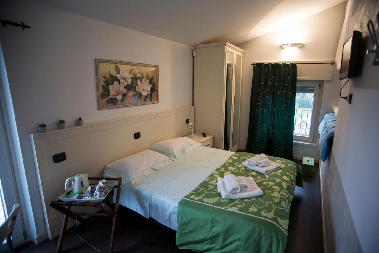 Villa Indipendente A Pochi Passi Dal Lago San Felice del Benaco Exterior foto